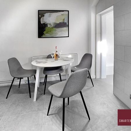 Vansittart Road, Windsor Apartment ภายนอก รูปภาพ